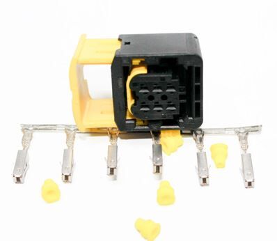 SİNYAL SOKETİ SCANIA (6 PİN) *** DEMONTE