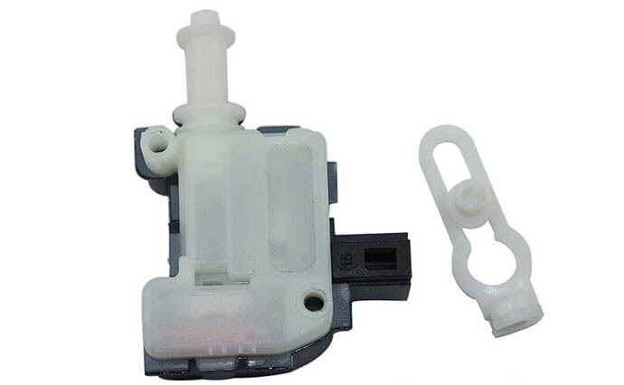 BAGAJ KİLİT MOTORU AUDI A2 / A4 / A5 2000-2005