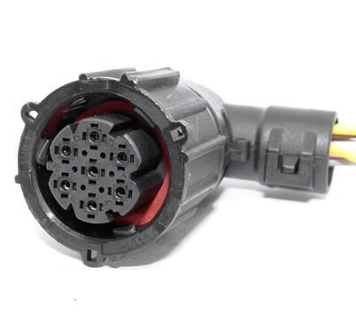 51-1476 MERCEDES ARKA STOP SOKETI ***KABLOLU *** İNCE FİŞLİ ( 7 PIN )