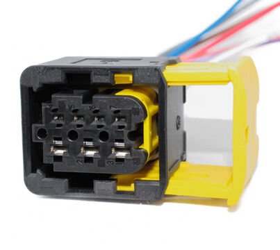 51-1605 MBENZ AXSOR KAMYON & TIR ARKA STOP SOKETI Y.M EURO 6 ( 7 PIN ) ***DEMONTE