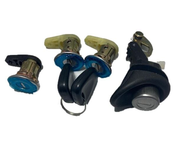 KAPI ŞİFRE TAKIMI DACIA LOGAN (KAPI FİŞEĞİ + BAGAJ KAPAK 4\'LÜ) *** DÜZ ANAHTAR