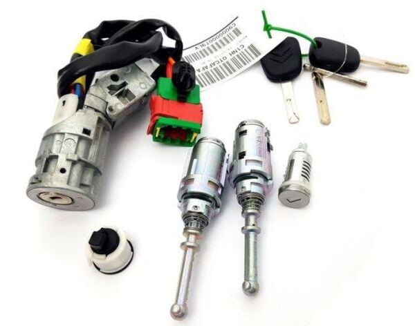KOMPLE KONTAK+SETİ CITROEN C2 C3 KONTAK+2 ÖN KAPI+TORPİDO+BAGAJ+4 ANAHTAR TERMİK BOYU 58CM