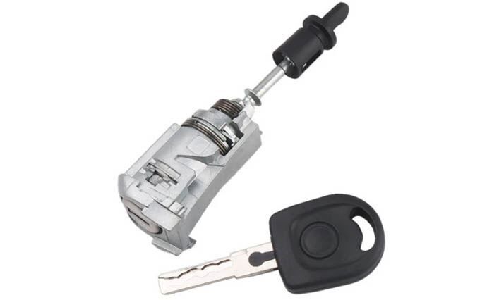 SOL KAPI KİLİT GÖBEĞİ AUDI Q5 / A6 / A7 2011-2018