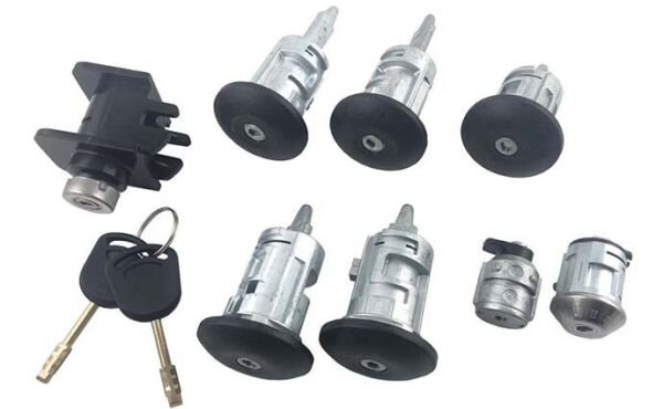 KONTAK + KAPI KİLİT + BAGAJ ŞİFRE TAKIMI 8\'Lİ SET FORD TRANSIT CONNECT