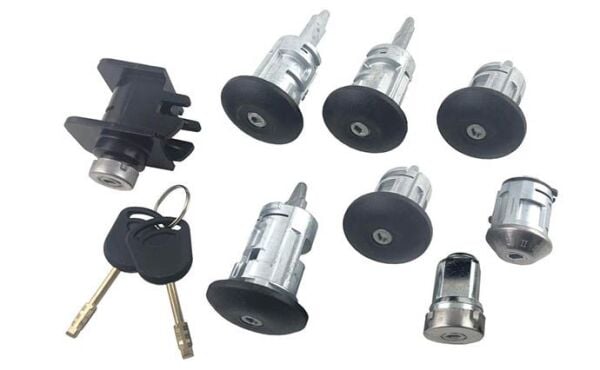 KONTAK + KAPI KİLİT + BAGAJ ŞİFRE TAKIMI 8\'Lİ SET FORD TRANSIT CONNECT